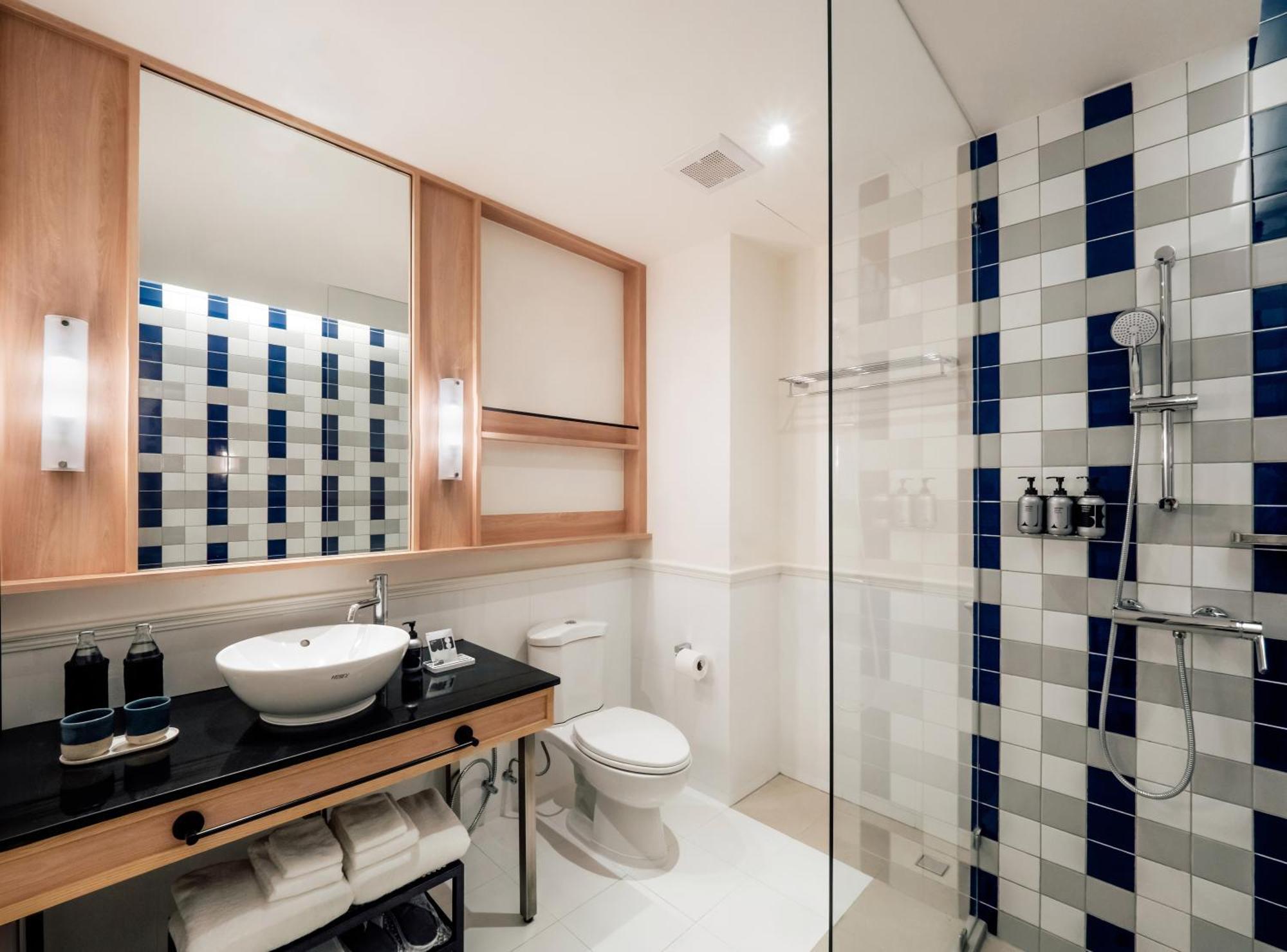 The Standardx, Bangkok Phra Arthit Hotell Exteriör bild