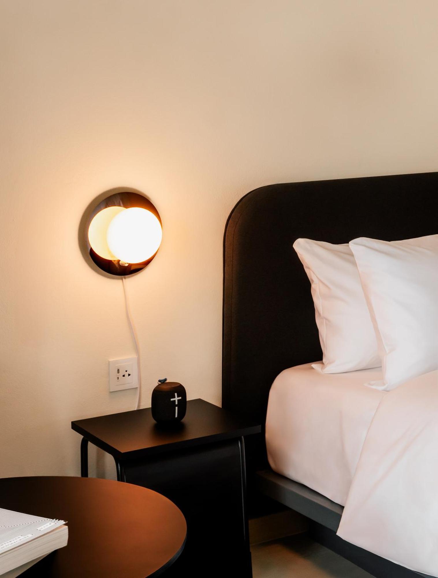 The Standardx, Bangkok Phra Arthit Hotell Exteriör bild