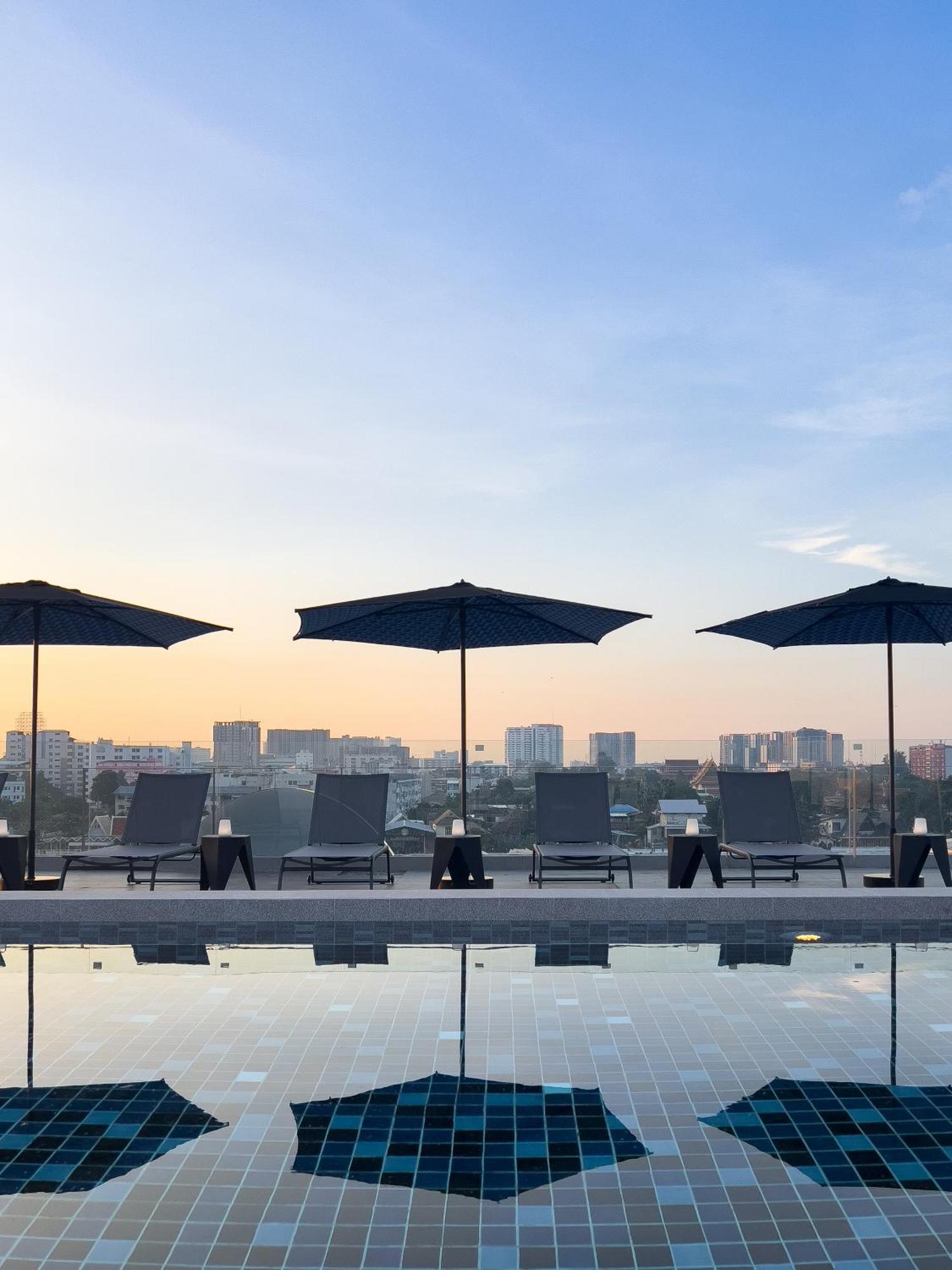 The Standardx, Bangkok Phra Arthit Hotell Exteriör bild