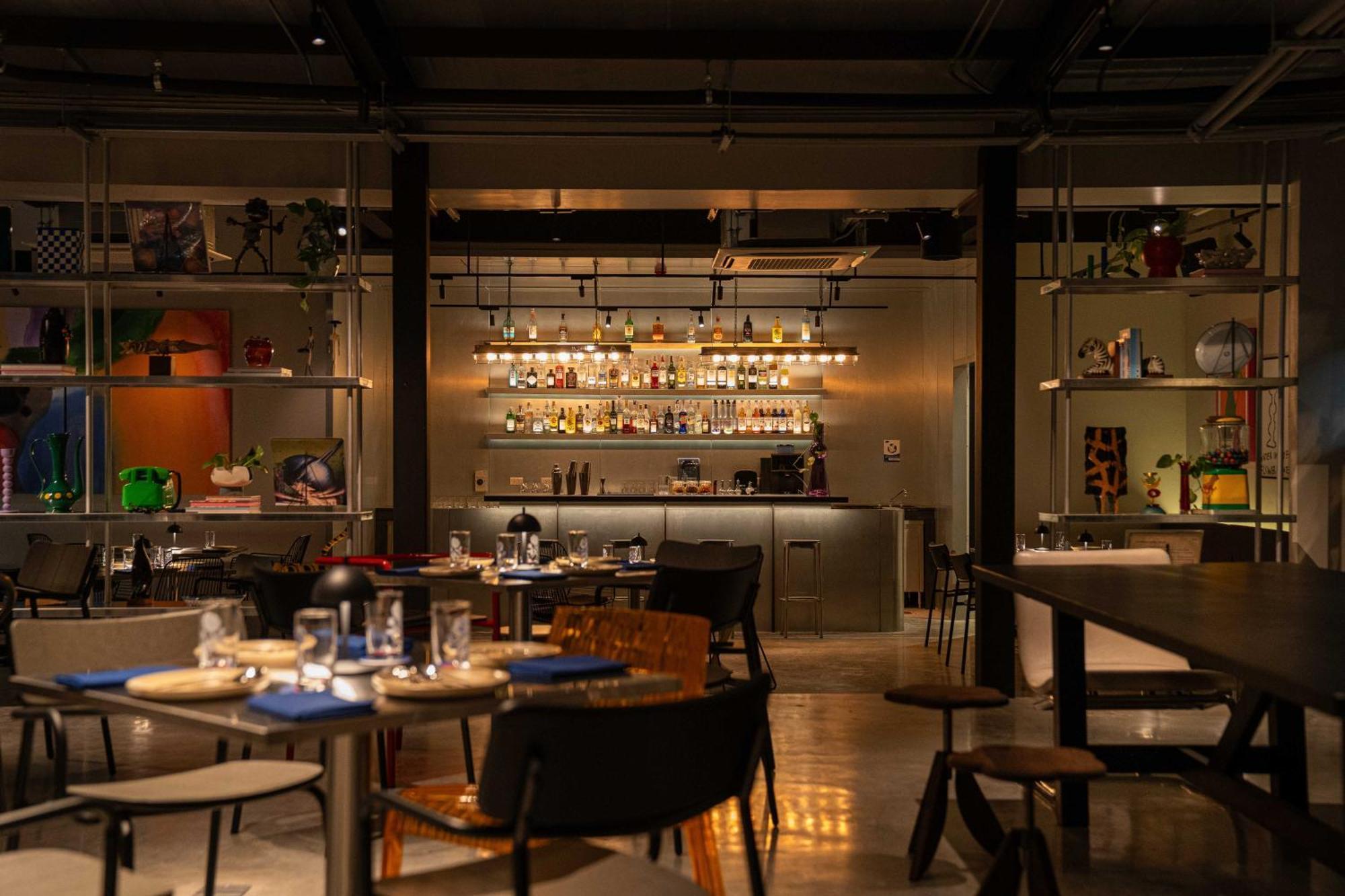 The Standardx, Bangkok Phra Arthit Hotell Exteriör bild