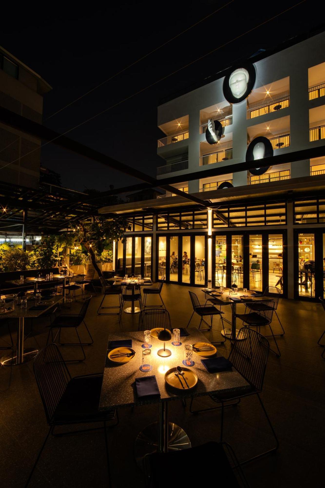 The Standardx, Bangkok Phra Arthit Hotell Exteriör bild